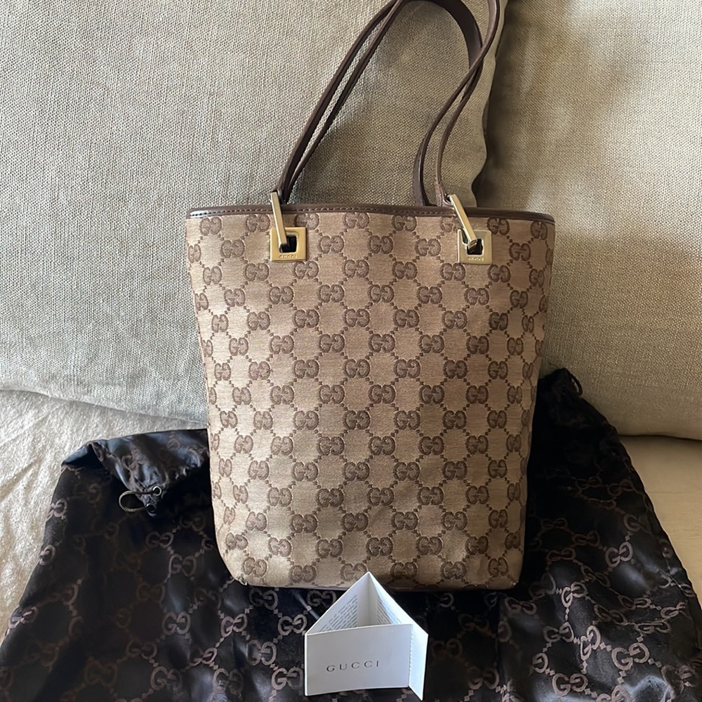 GUCCI vintage small fabric GG bucket tote Cocoa Rose Brown Gold hardware Y2k
